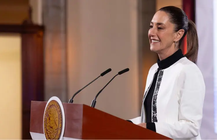 Claudia Sheinbaum felicita a Maná