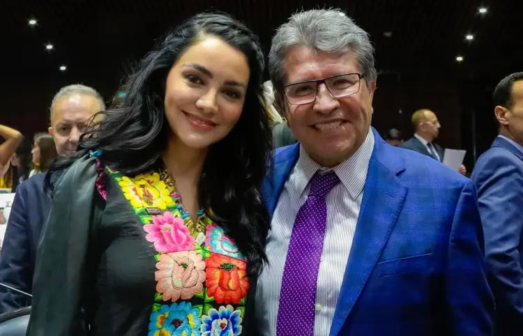 Graban a Monreal negociando contra hijos de AMLO