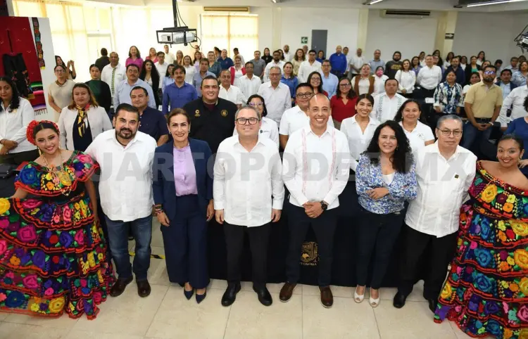 Reciben a representantes de Comités de Mejora Continua