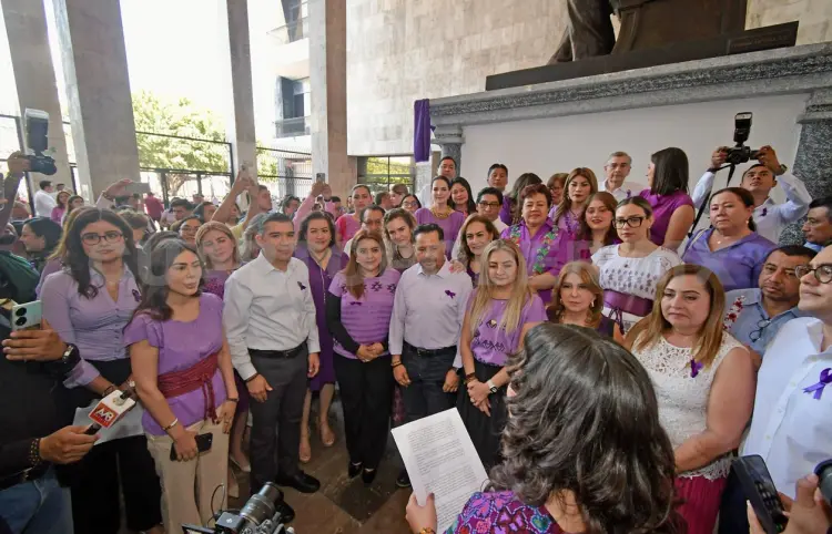 Conmemoran el Día Internacional de la Mujer