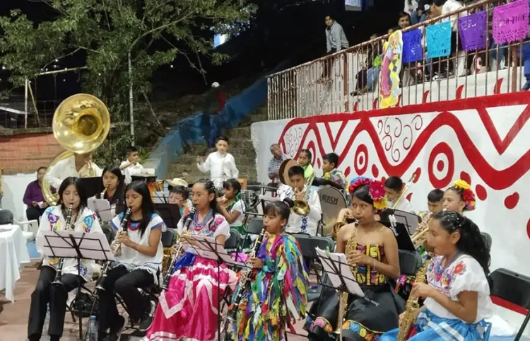 Cultura Comunitaria conmemora el 8M