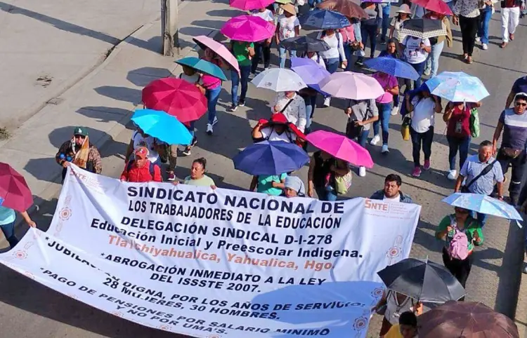 Siguen protestas contra Ley del Issste