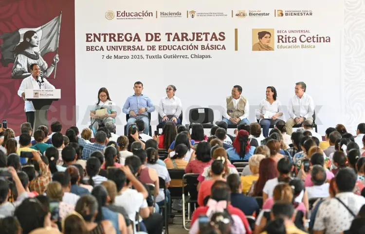 Encabeza ERA entrega de tarjetas Beca Rita Cetina