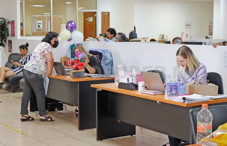 En el trabajo, la desigualdad se nota más