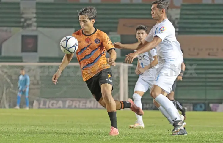 Jaguares busca el liderato del grupo 3