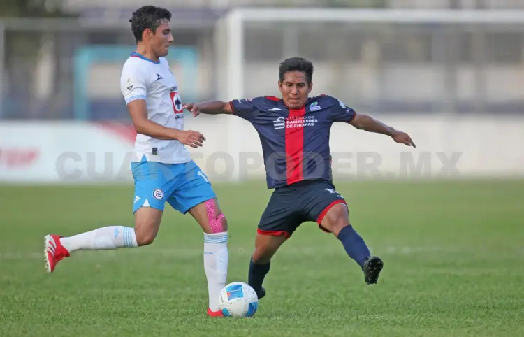 Estudiantes consigue un empate