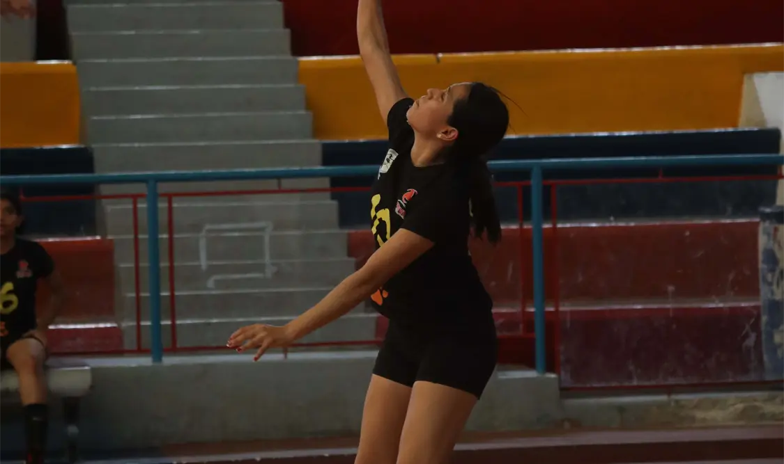 La jornada estuvo llena de intensidad y grandes jugadas en cada encuentro. Carlos López/CP