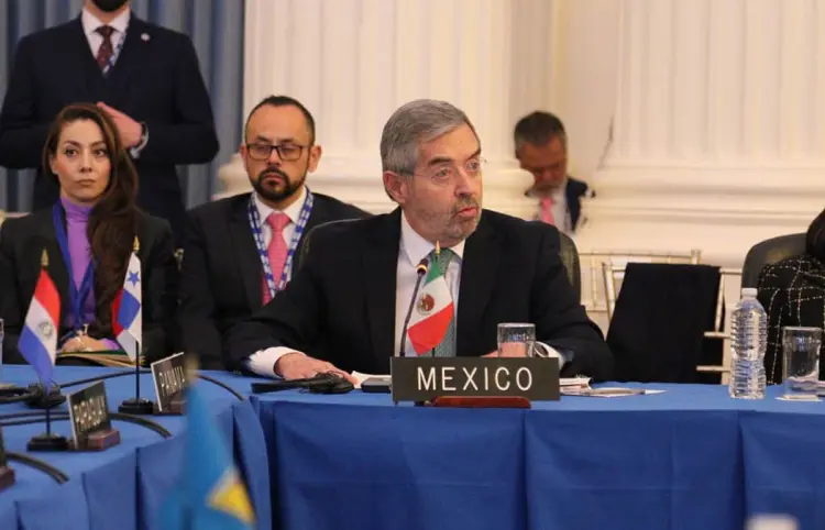 Canciller señala en la OEA al narco y tráfico de armas