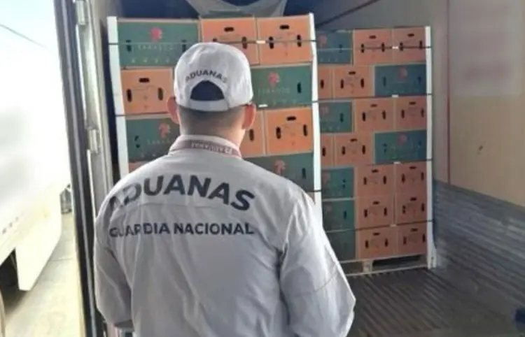 Aseguran más de una tonelada de metanfetamina
