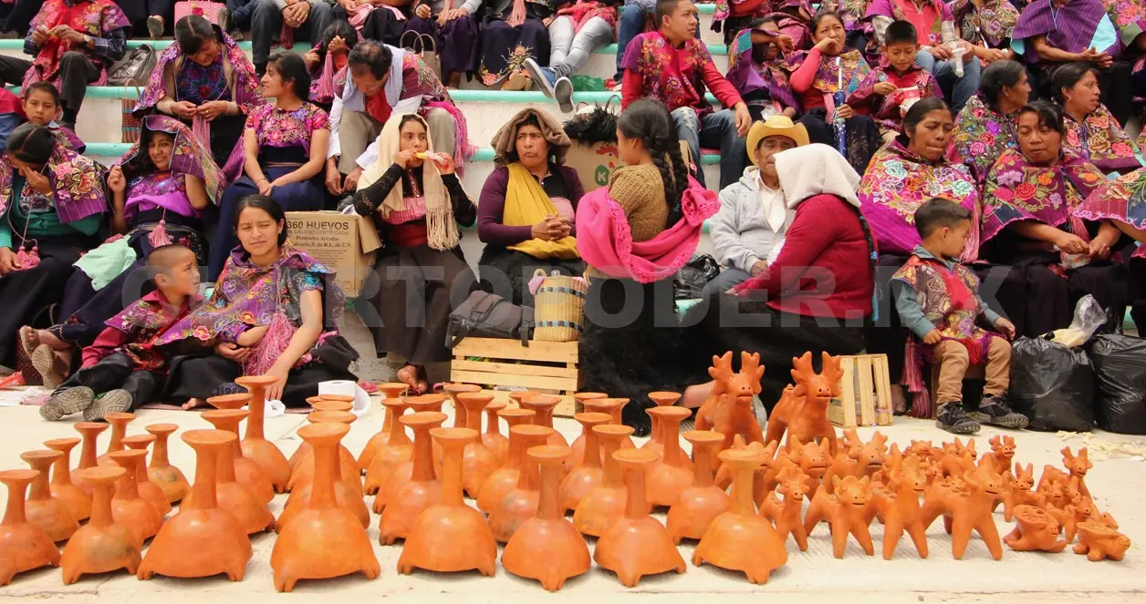 Piden sea dignificado la labor de las artesanas. Carlos López / CP