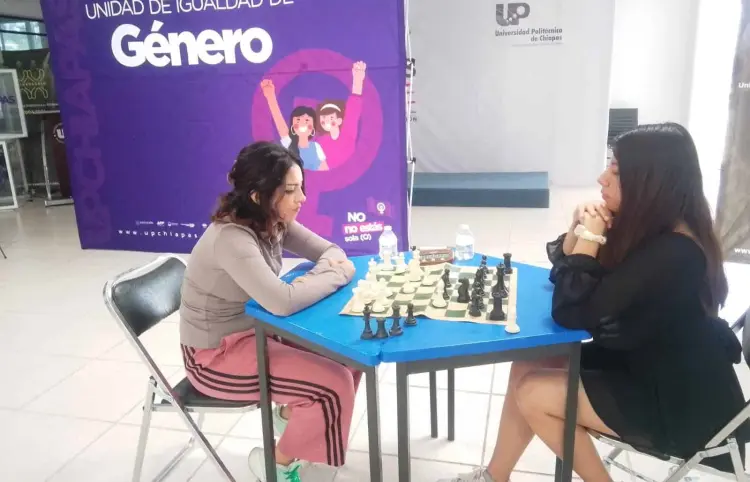 Aída Urquijo gana el Festival de Ajedrez Femenil