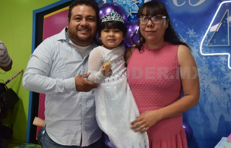 Celebra al estilo Frozen