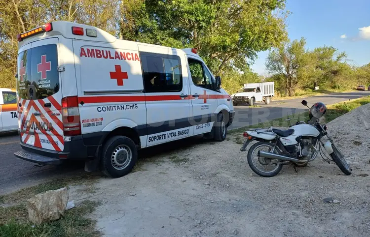 Atropellan a motorista y lo dejan malherido