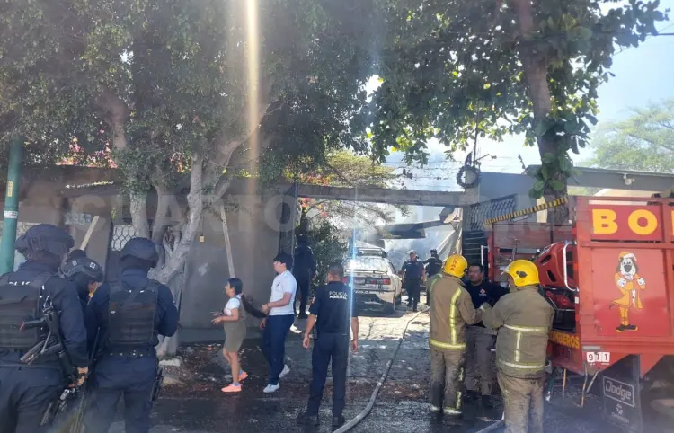 Se incendia domicilio por una olla de frijoles