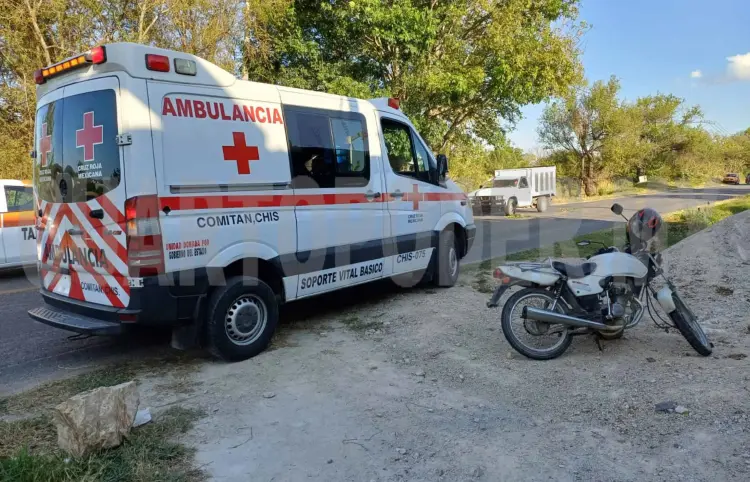 Atropellan a motorista y lo dejan malherido