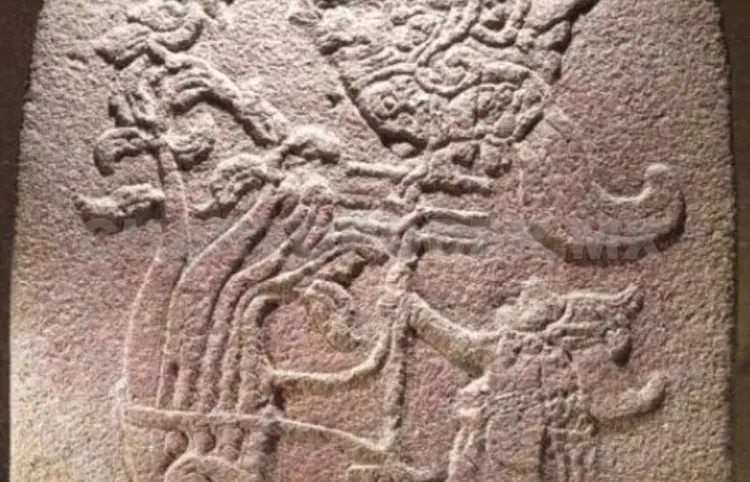 Regresa Estela 25 de Izapa al Museo Arqueológico