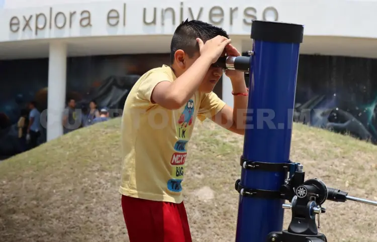 Eclipse total de luna, único de este 2025