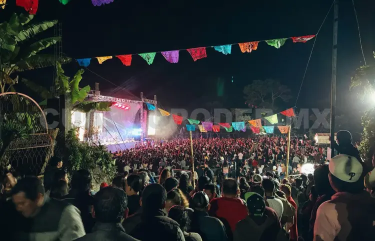 Realizan primera Feria Comercial y Turística