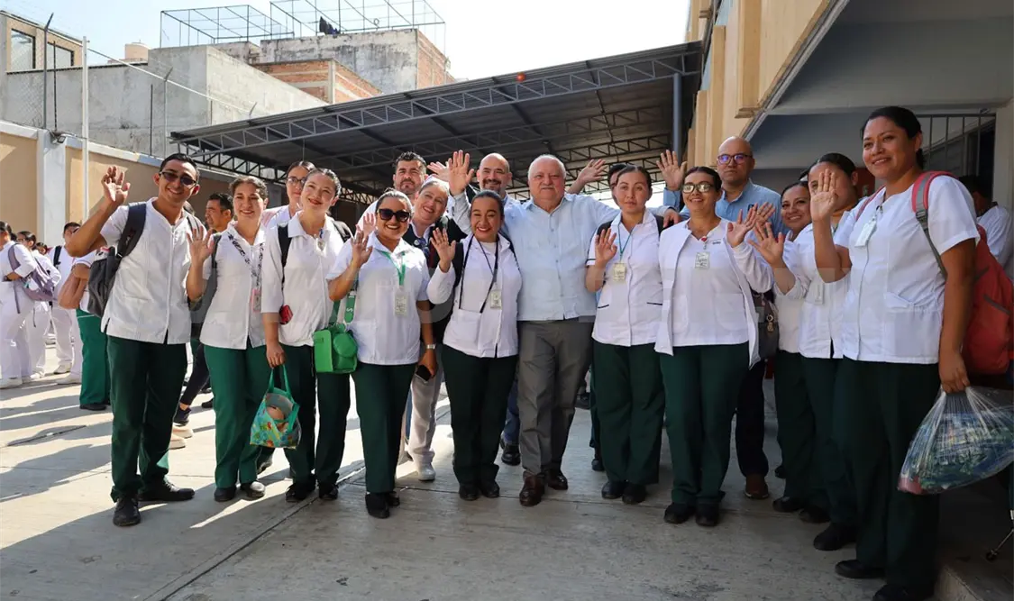 Banderazo de “Playas limpias en Puerto Arista”
