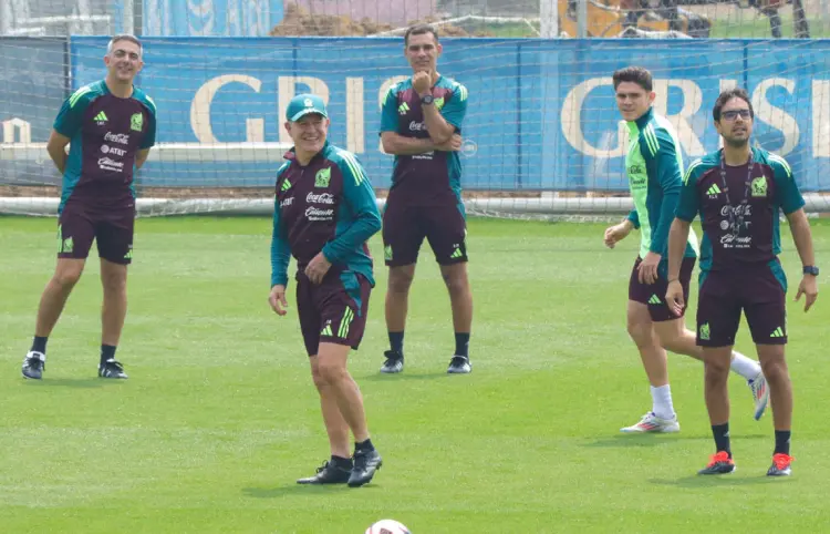 Javier Aguirre llama a lo mejor