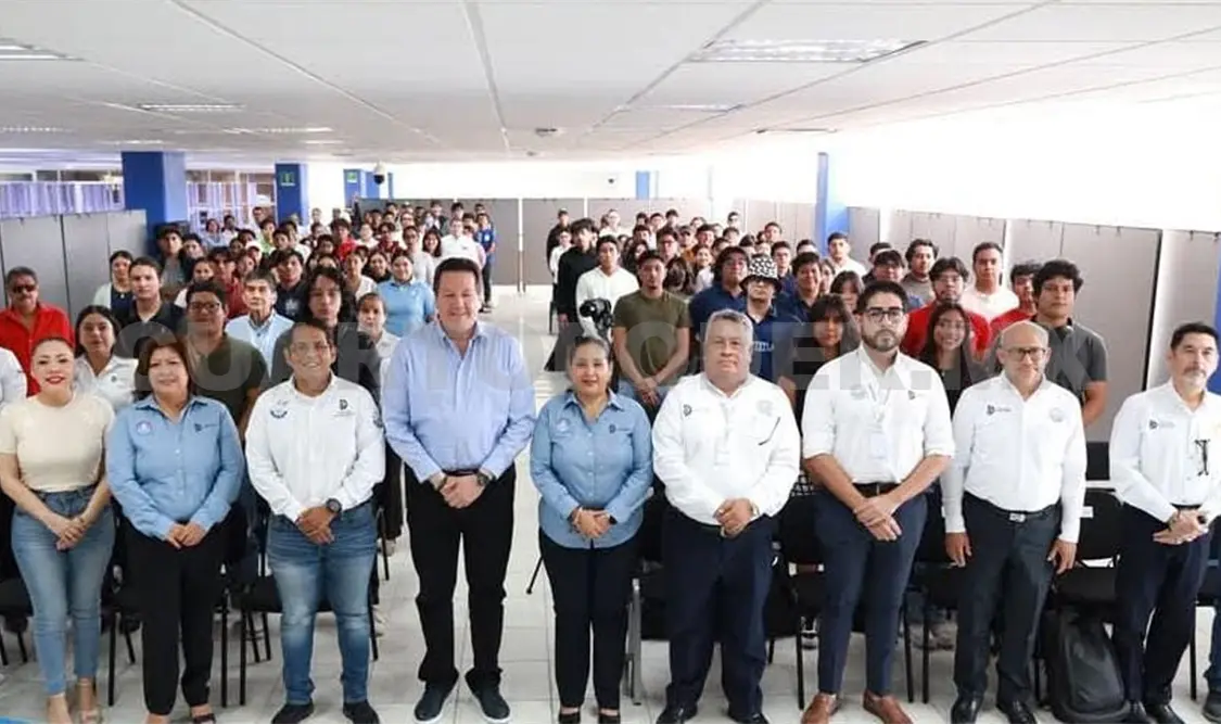 José Manuel Rosado dijo que el gobierno estatal ha procurado que todos los sectores, como los jóvenes, sean incluidos. Cortesía