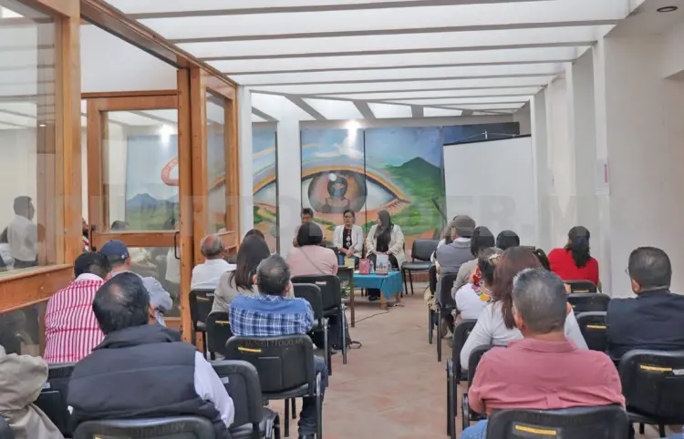 Presentan producción editorial del Celali