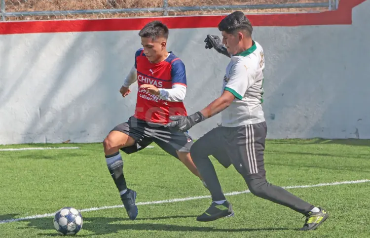 Troncos triunfa en dramática final