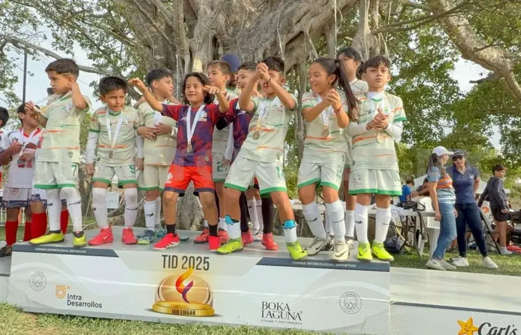 Colegio La Paz, bicampeón en Veracruz