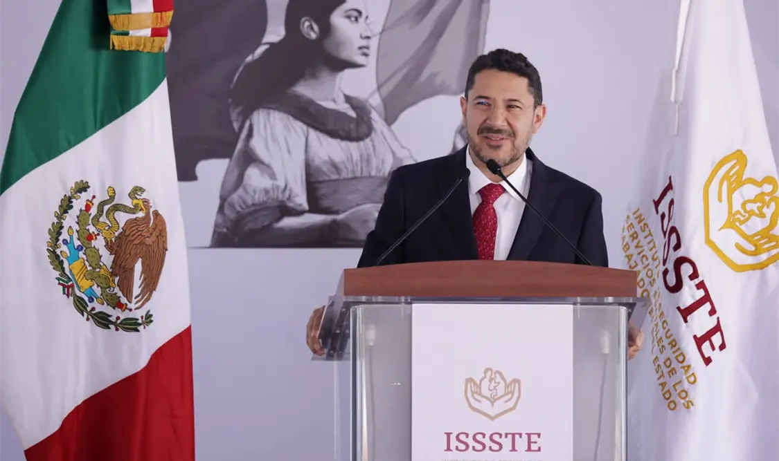 Batres anuncia reforma interna sobre jornada laboral