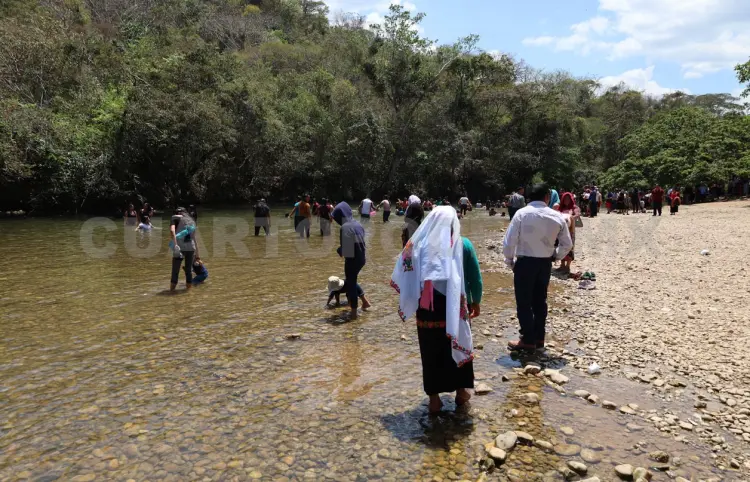 Detectan fuerte contaminación en el río Huixtla