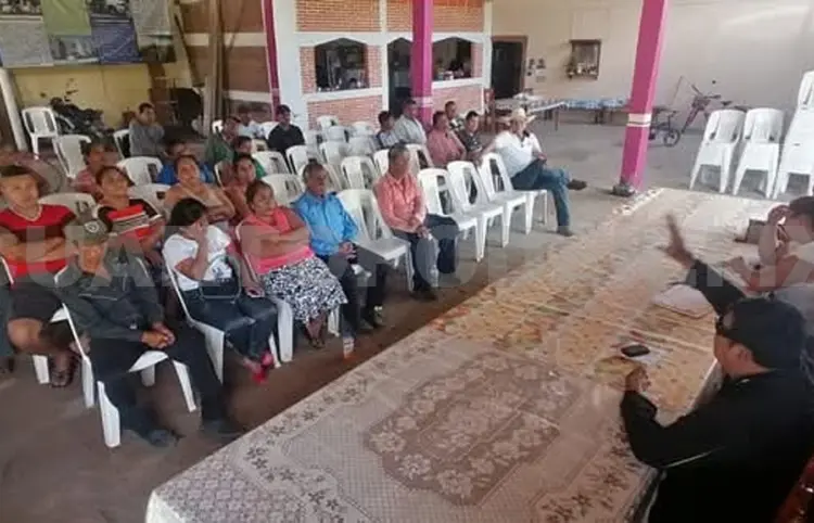 Campesinos planean bloquear puente en Suchiate