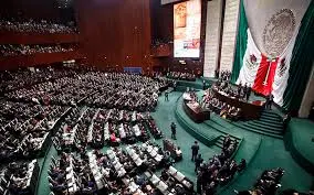 Diputados acusan que existen inconsistencias en el expediente de Cuauhtémoc Blanco.