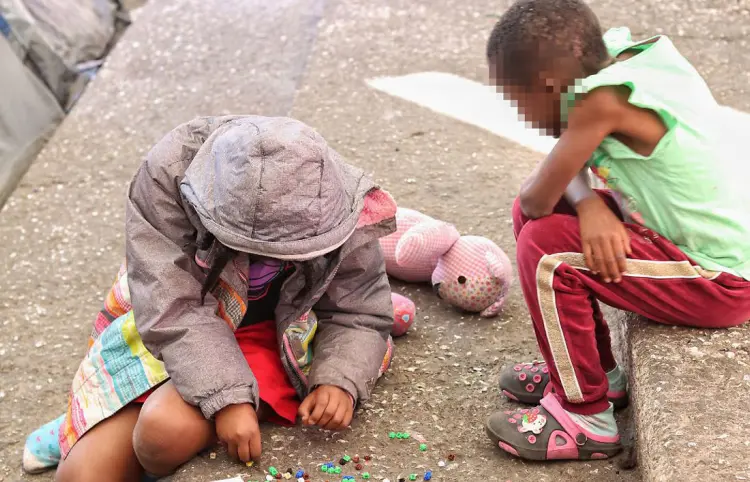 Suspenden asistencia legal para niños migrantes