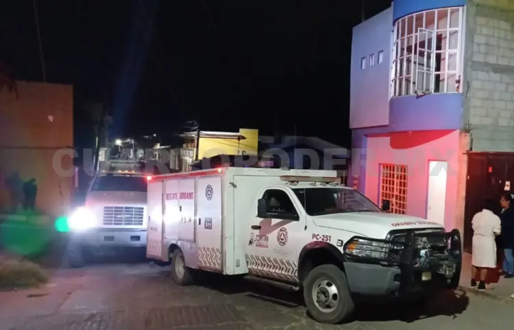 Bomberos sofocan llamas en vivienda