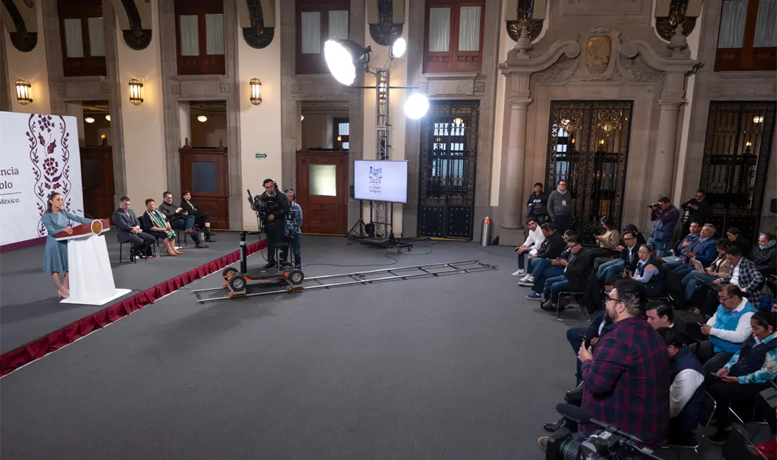Claudia Sheinbaum Pardo, en marco de Las mañaneras del pueblo, presentó las iniciativas de reforma. Cortesía
