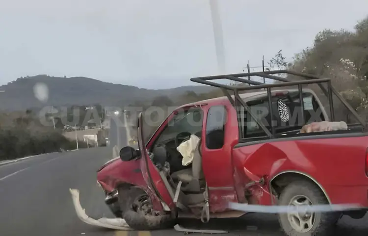 Cuatro lesionados en encontronazo