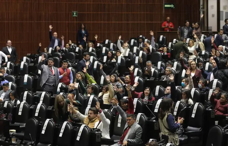 Pausan iniciativas en tema seguridad