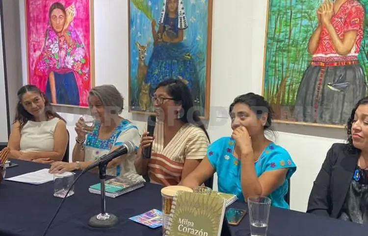 Mujeres, guardianas del maíz e identidad