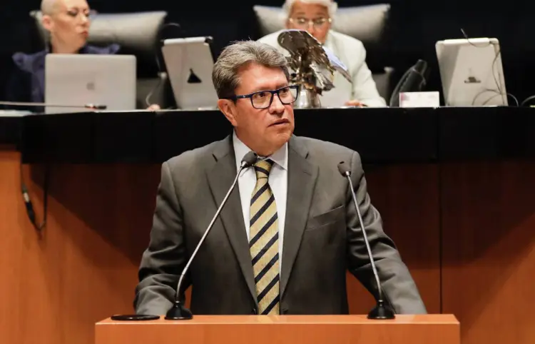 Heroínas temporales tras votar contra desafuero