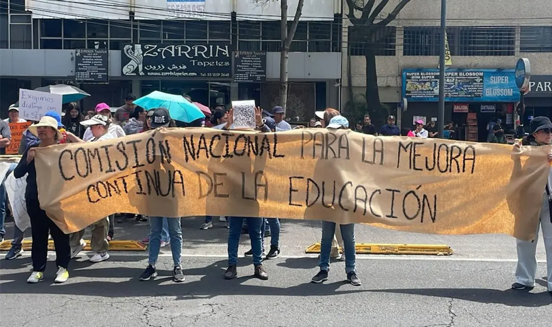 Trabajadores piden diálogo a la SEP