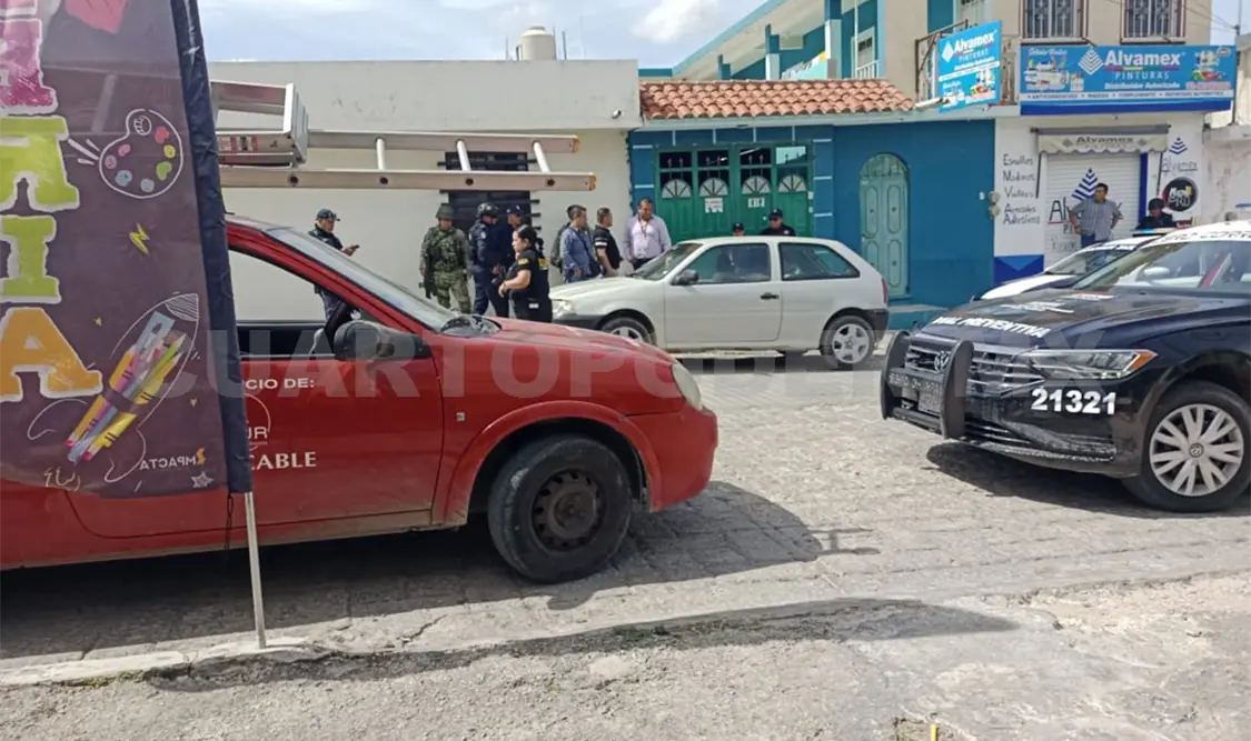 Dos detenidos en persecución policiaca y militar