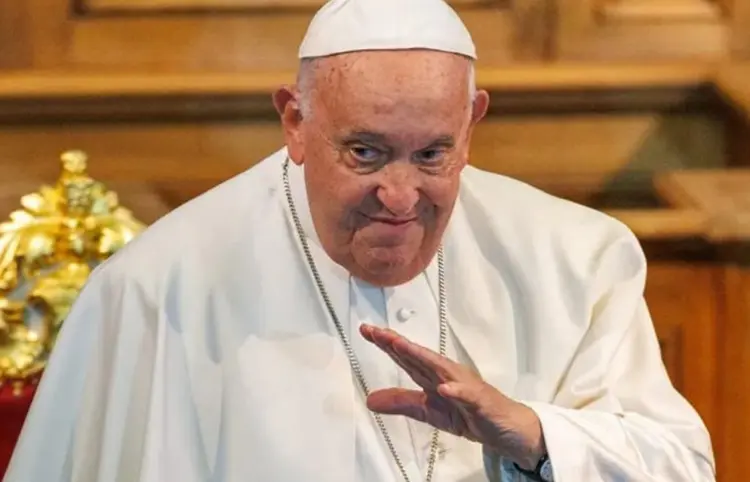 Insta papa a ser testigos de paz en un mundo que tanto lo necesita