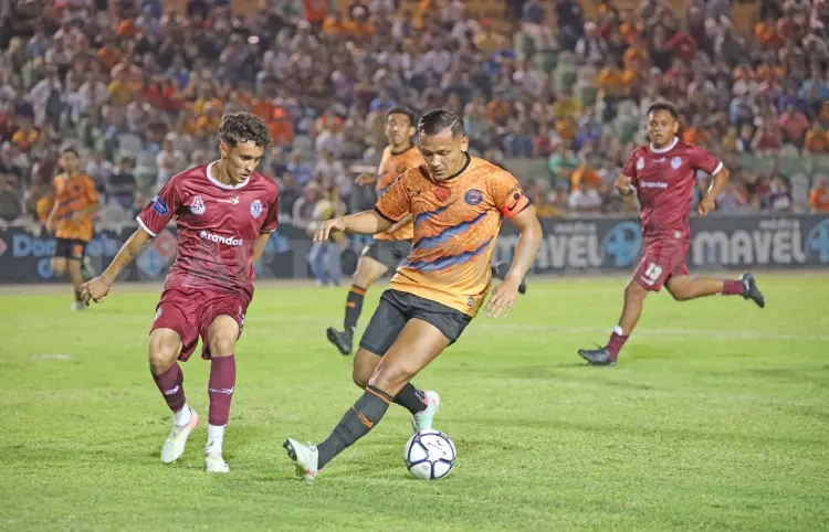 Klinsman se mentaliza para tres finales
