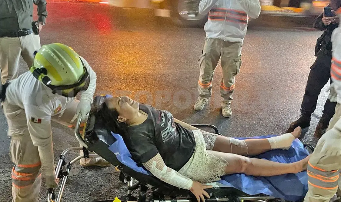 El taxista se llevó de “corbata” a una familia en el libramiento Norte. Ulises Villalobos / CP