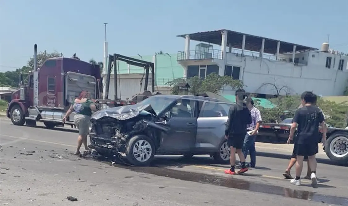 Resultan con una crisis nerviosa en encontronazo