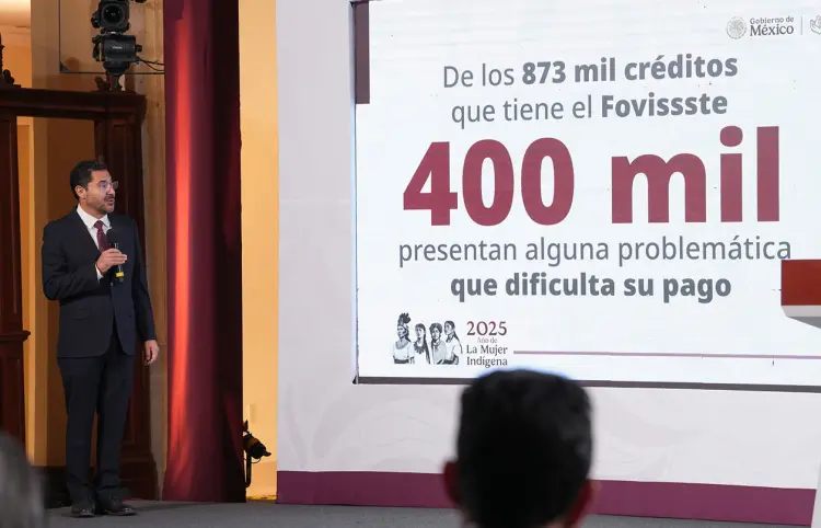 Maestros recibirán pensión de 16 mil pesos