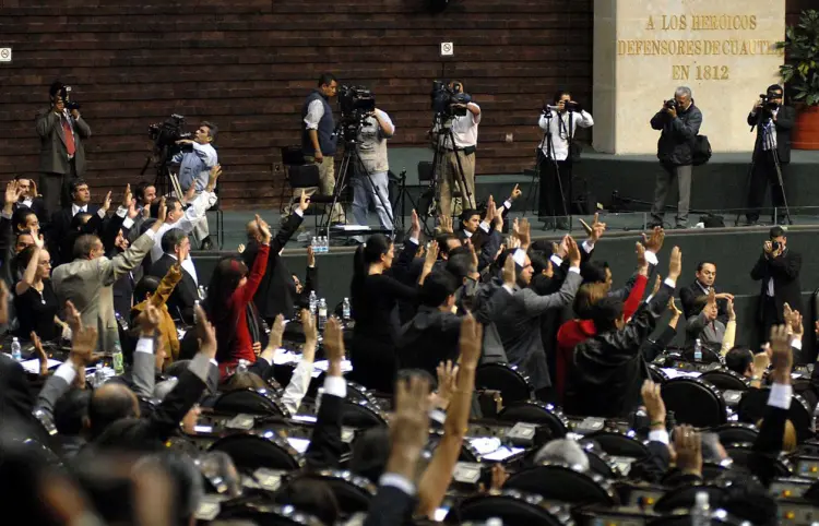Interpondrá Cámara de Diputados queja contra el INE