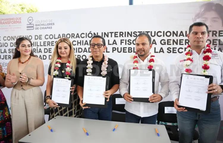 Chiapas debe destacar por logros académicos: Llaven