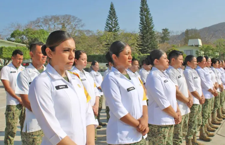 Reconocen a militares por intervención en pandemia