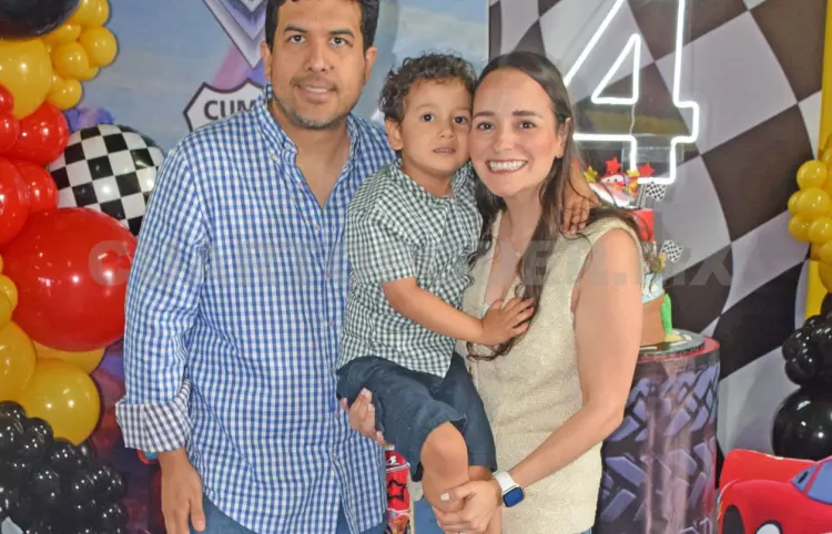 Felicidades, José Gerardo